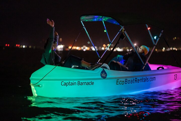 Glow Boat is a unique Night experience in San Diego Bay! Amazing night date idea for couples or fun getaway for families with kids.